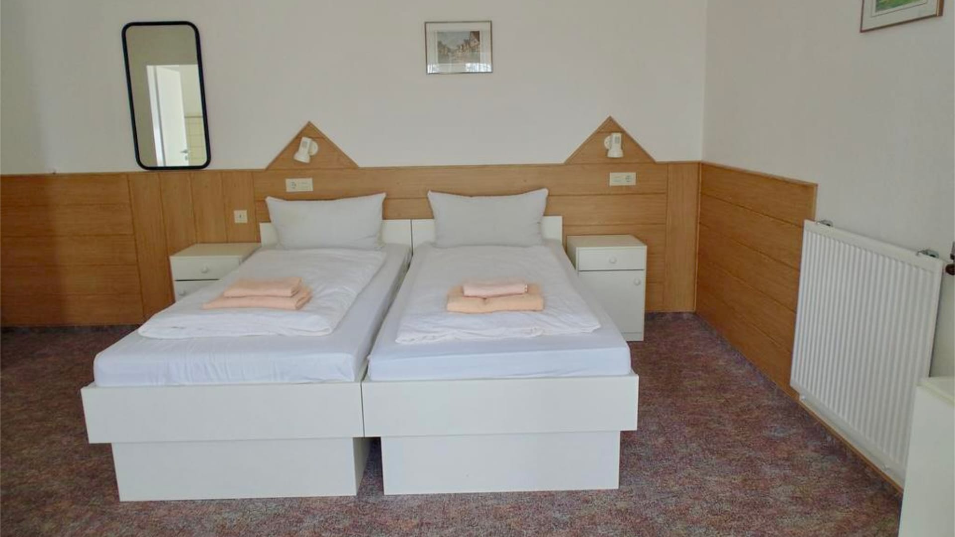Zi. 203 Doppel-/Zweibettzimmer