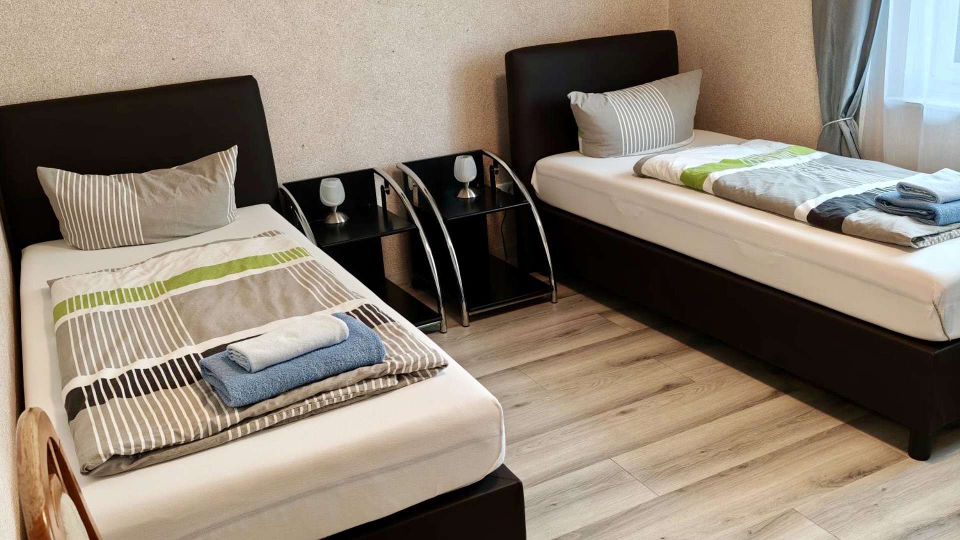 Apartment 5 - Zimmer 1
