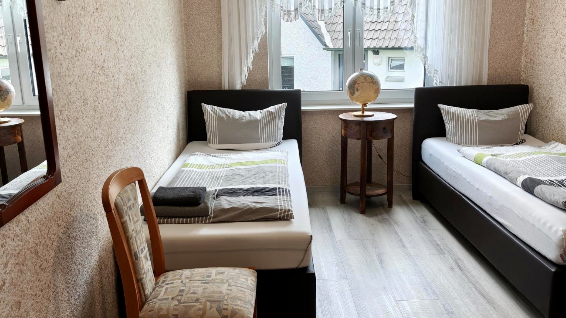 Apartment 6 - Zimmer 2
