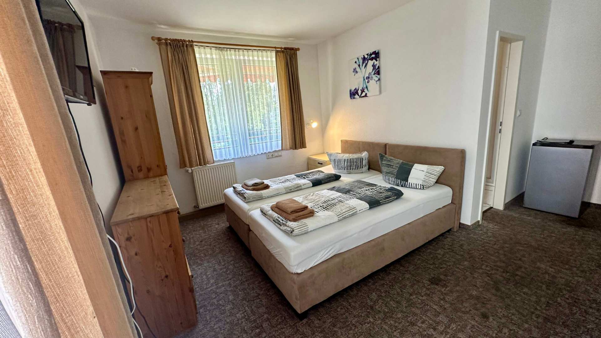 Zi. 10 Doppelzimmer mit Terrasse